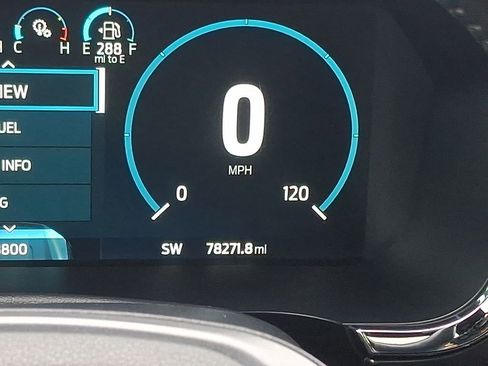 Used 2022 Ford F150 Lariat w/ Equipment Group 502A High image 25