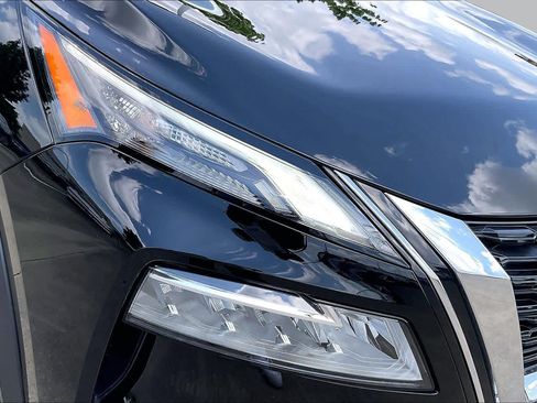 Used 2023 Nissan Rogue SV w/ SV Premium B Package FWD image 26