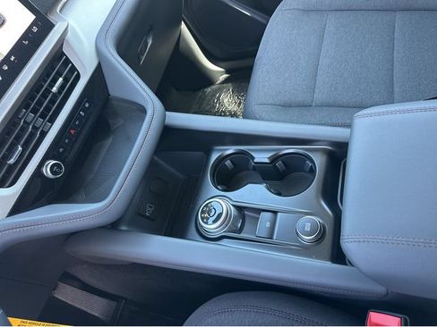 New 2026 Ford Explorer Active RWD image 32