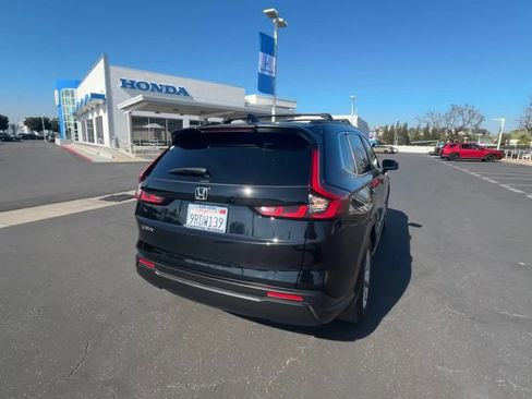 Certified 2025 Honda CR-V EX image 8