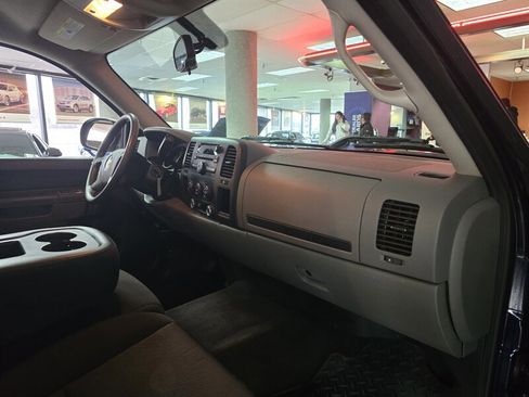 Used 2011 Chevrolet Silverado 1500 LS image 13
