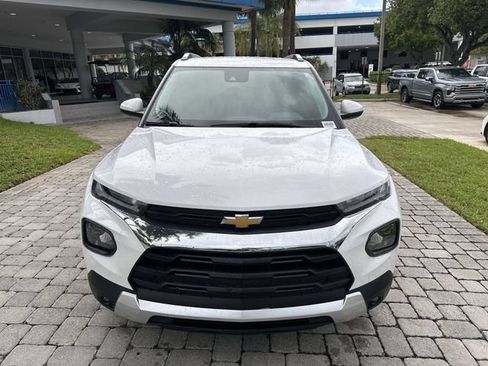 Used 2022 Chevrolet TrailBlazer LT w/ Convenience Package AWD/4WD image 18