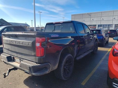 Used 2022 Chevrolet Silverado 1500 LT Trail Boss w/ Convenience Package II image 7