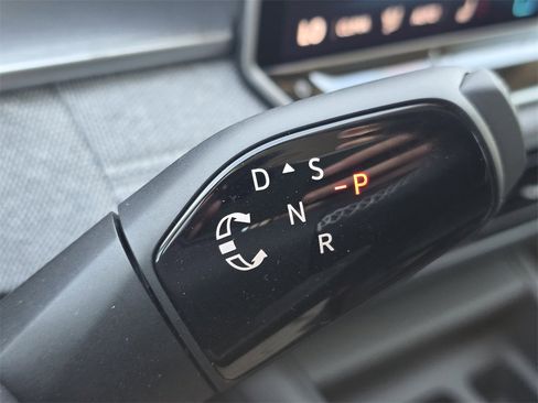 New 2026 Volkswagen Tiguan S image 15