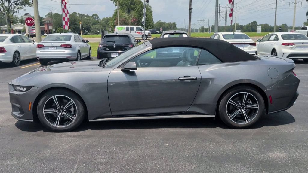 Used 2024 Ford Mustang Premium RWD image 5