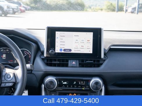 Used 2024 Toyota RAV4 LE image 31