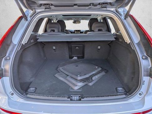 Certified 2026 Volvo XC60 B5 Plus w/ Climate Package image 6