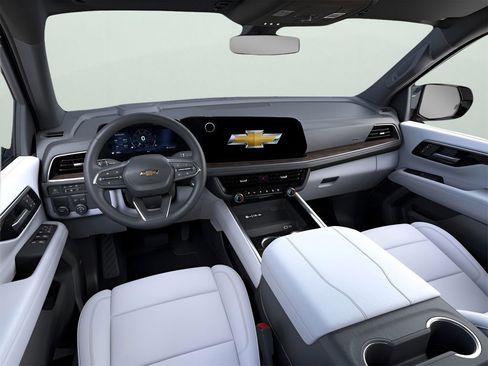 New 2025 Chevrolet Suburban Premier RWD image 14