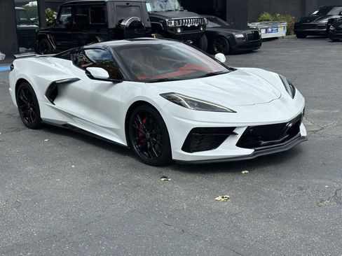 Used 2024 Chevrolet Corvette Stingray Premium Cpe w/ Z51 Performance Package image 7