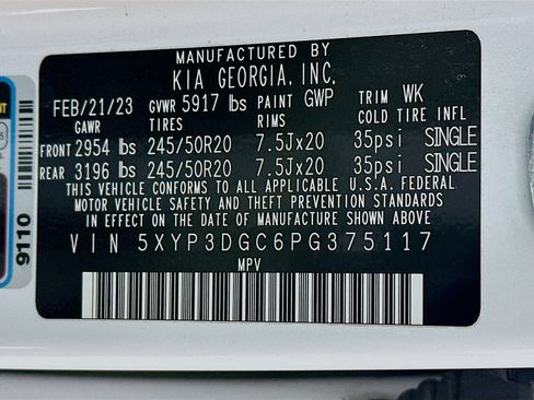 Used 2023 Kia Telluride EX w/ EX Captain's Chair Package image 34