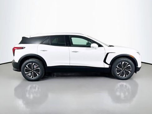 New 2026 Chevrolet Blazer EV LT image 4
