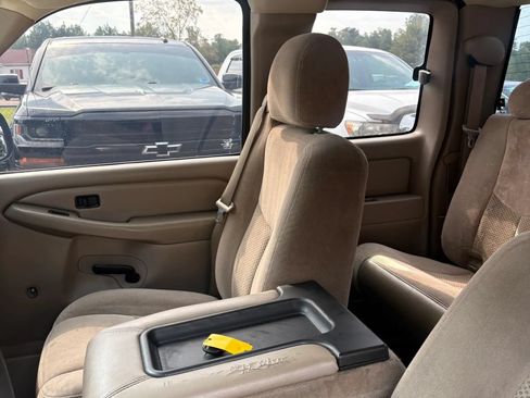 Used 2006 Chevrolet Silverado 1500 LS RWD image 17