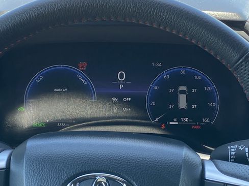 Used 2025 Toyota Sienna XSE w/ XSE Premium Package AWD/4WD image 20