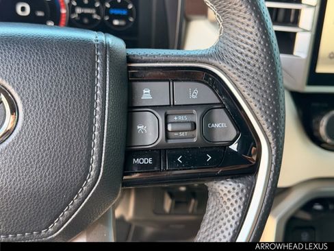 Used 2024 Toyota Sequoia Capstone image 24