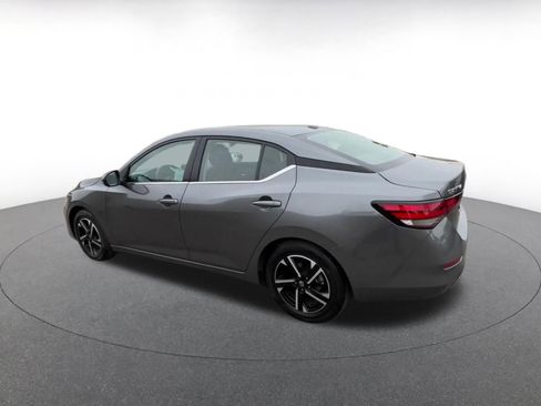 Used 2025 Nissan Sentra SV image 10