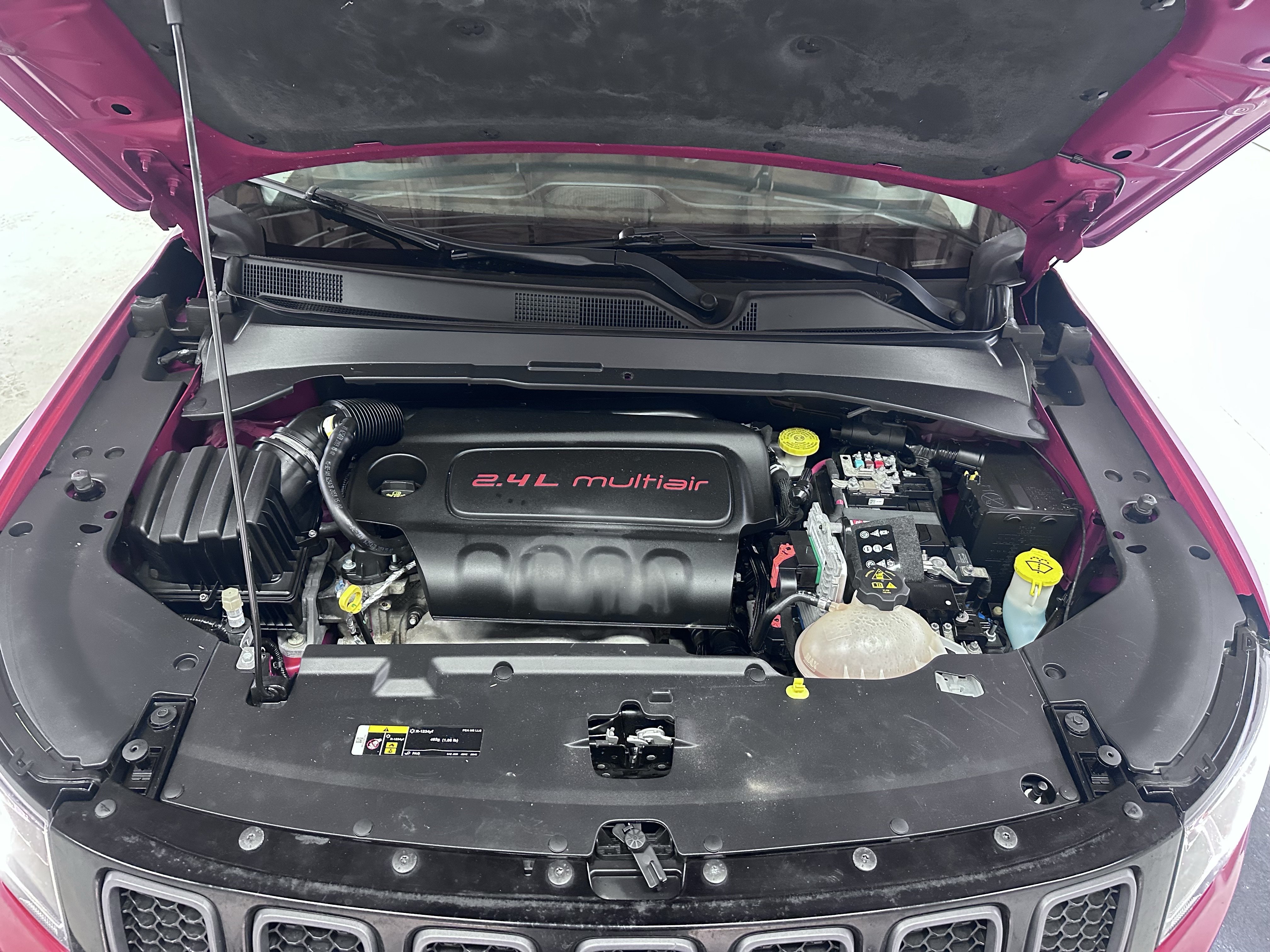 Used 2020 Jeep Compass Trailhawk AWD/4WD image 47