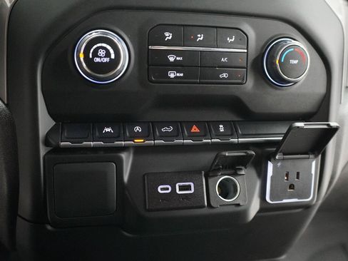 Used 2024 Chevrolet Silverado 1500 Custom w/ Turbomax Blackout Package AWD/4WD image 15