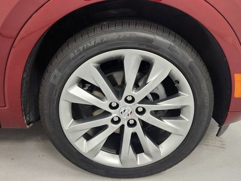 Used 2023 Buick Envision Avenir AWD/4WD image 9