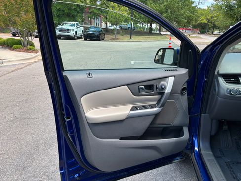 Used 2014 Ford Edge SEL w/ Equipment Group 205A FWD image 14