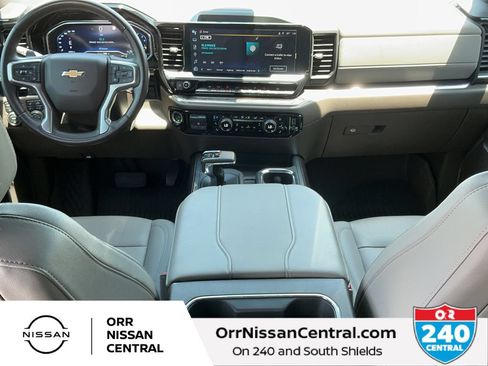 Used 2023 Chevrolet Silverado 1500 LTZ w/ Technology Package AWD/4WD image 15