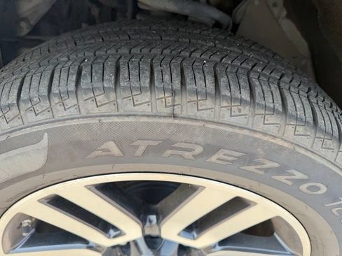 Used 2017 Toyota 4Runner Limited AWD/4WD image 8