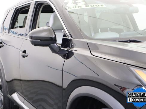 Used 2023 Nissan Rogue SL w/ SL Premium Package image 3