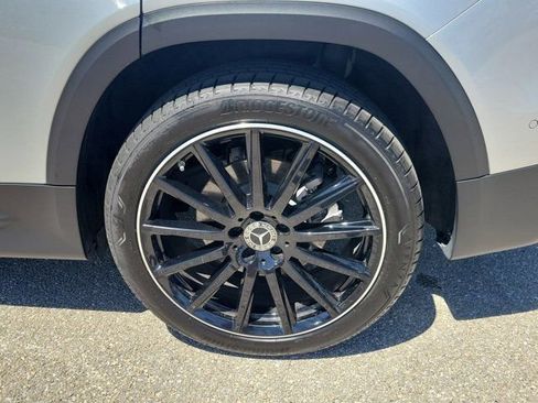 Used 2023 Mercedes-Benz GLB 250 image 8