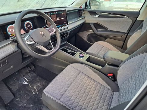 New 2026 Volkswagen Tiguan S image 7