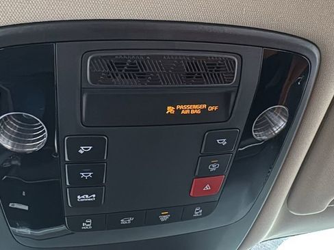 New 2026 Kia Carnival EX image 34