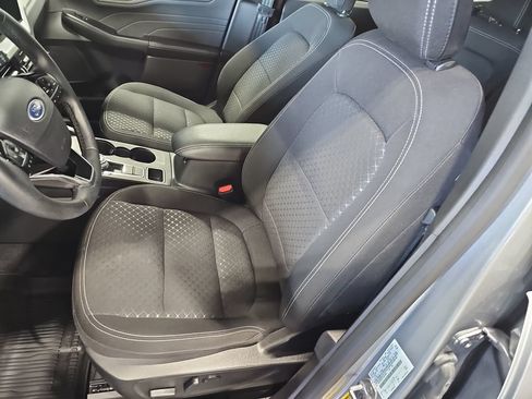 Used 2023 Ford Escape Active w/ Tech Pack #1 AWD/4WD image 15