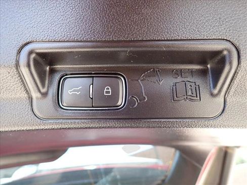 Certified 2021 Ford Explorer Limited w/ Equipment Group 301A AWD/4WD image 8