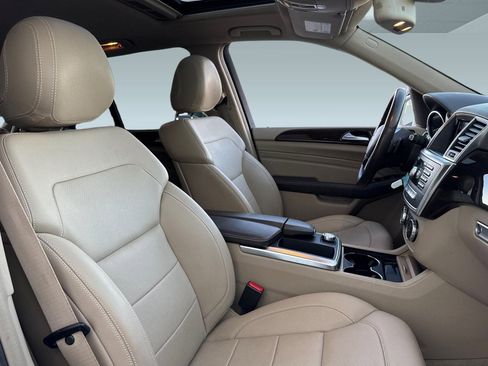 Used 2015 Mercedes-Benz ML 350 2WD image 32