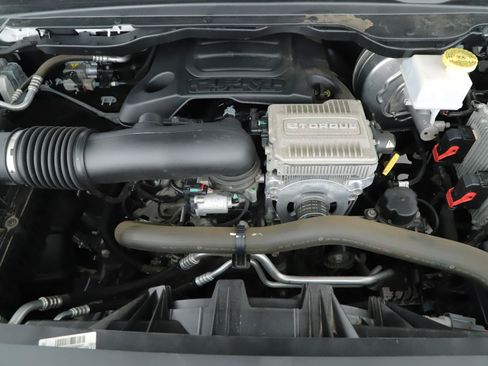 Used 2022 RAM 1500 Laramie AWD/4WD image 19