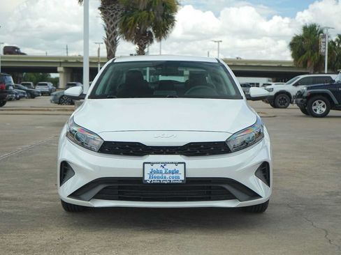 Used 2023 Kia Forte LXS FWD image 6