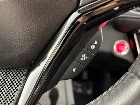 Used 2019 Honda HR-V EX-L image 9