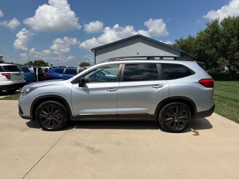 Used 2022 Subaru Ascent Onyx Edition AWD/4WD image 3