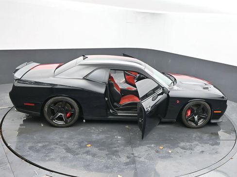 Used 2016 Dodge Challenger SRT Hellcat image 87