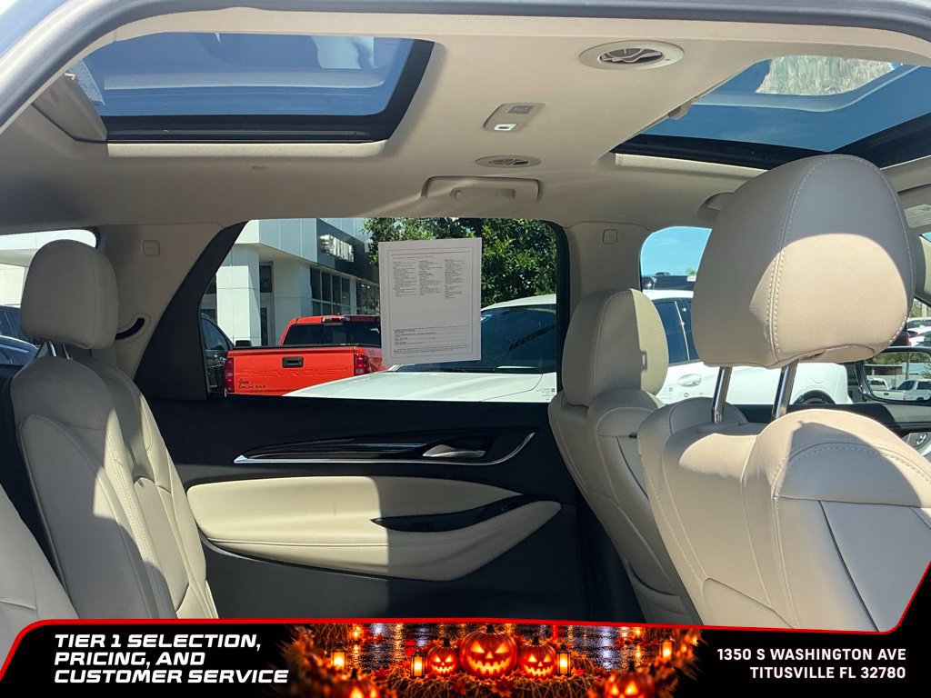 Used 2021 Buick Enclave Essence w/ Sport Touring Edition FWD image 17