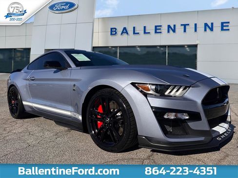 Used 2022 Ford Mustang Shelby GT500 image 1