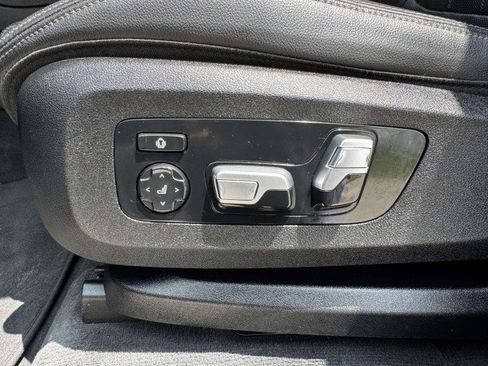 Used 2020 BMW X5 M50i w/ Premium Package AWD/4WD image 21
