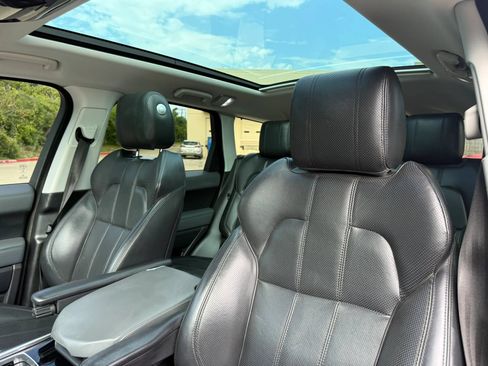 Used 2015 Land Rover Range Rover Sport HSE AWD/4WD image 12