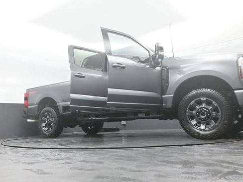 Used 2024 Ford F250 Lariat w/ Sport Appearance Package image 29