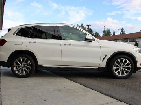 Used 2019 BMW X3 xDrive30i w/ Driving Assistance Package image 10