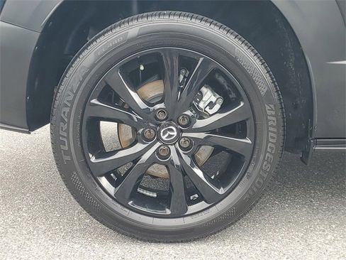 Certified 2025 MAZDA CX-30 2.5 Turbo w/ Premium Package image 5