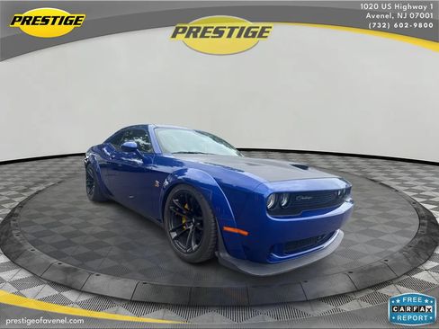 Used 2021 Dodge Challenger R/T Scat Pack RWD image 3