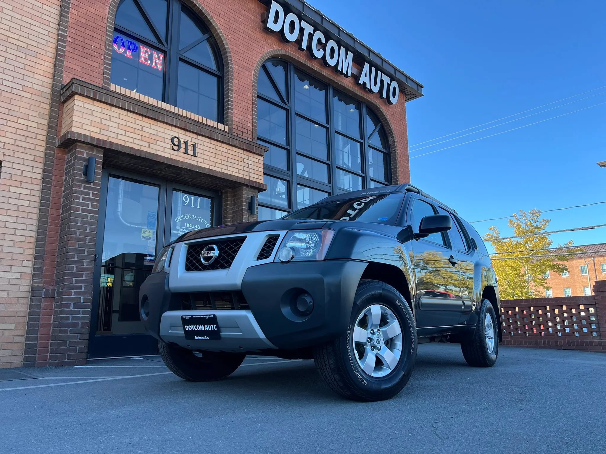 Used 2011 Nissan Xterra S AWD/4WD image 3