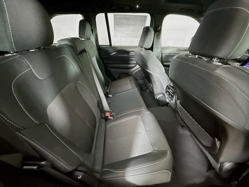 New 2025 Jeep Grand Cherokee Laredo w/ Luxury Tech Group I image 26