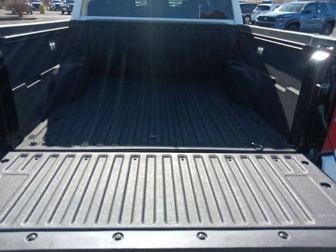 Used 2025 Toyota Tacoma TRD Sport image 28