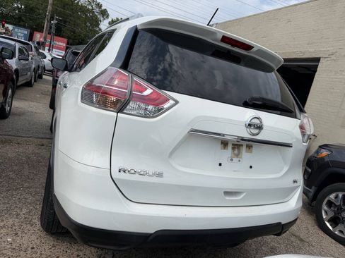 Used 2016 Nissan Rogue SV FWD image 4