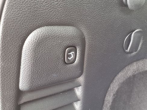 Used 2021 Jeep Grand Cherokee Laredo X image 22